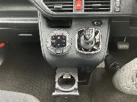 Цена авто Toyota Voxy с аукционов Японии, номер кузова ZWR80G, пробег 76 000, оценка 6