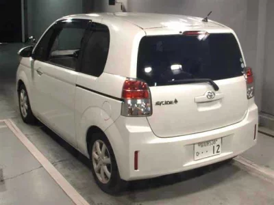TOYOTA SPADE