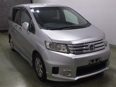 HONDA FREED SPIKE