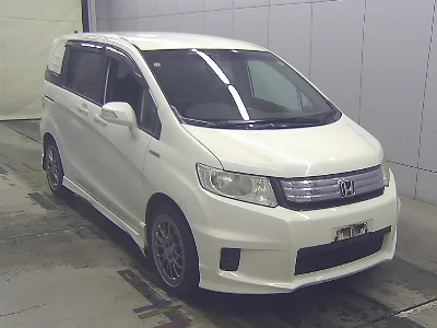 HONDA FREED SPIKE
