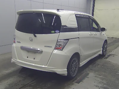 HONDA FREED SPIKE