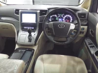 Цена авто Toyota Alphard с аукционов Японии, номер кузова ATH20W, пробег 29 000, оценка 8