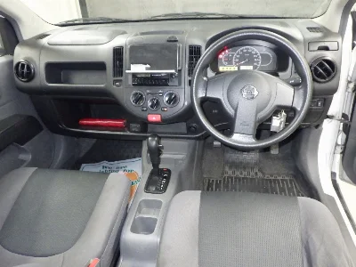 NISSAN AD
