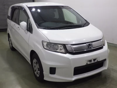 HONDA FREED SPIKE