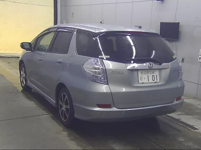 HONDA FIT SHUTTLE