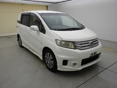 HONDA FREED SPIKE