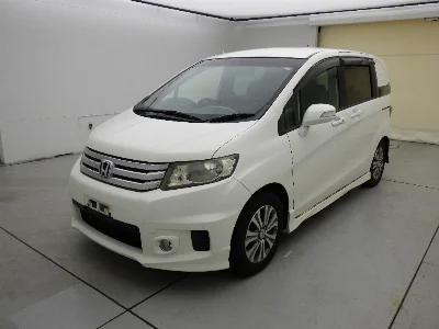 HONDA FREED SPIKE