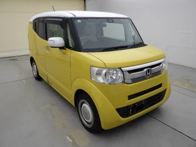 HONDA N BOX SLASH