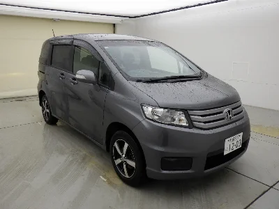 HONDA FREED SPIKE