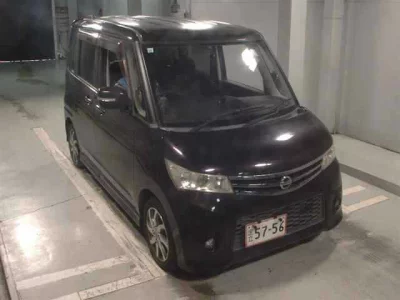 NISSAN ROOX