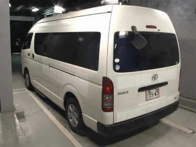 TOYOTA HIACE