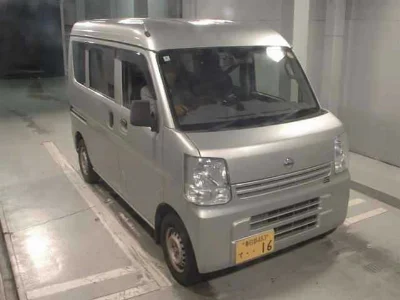 NISSAN CLIPPER VAN