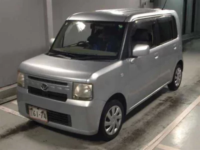DAIHATSU MOVE CONTE