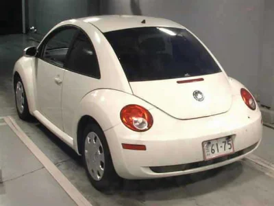 VOLKSWAGEN NEW BEETLE