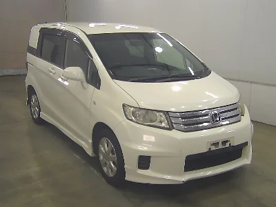 HONDA FREED SPIKE