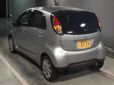MITSUBISHI I