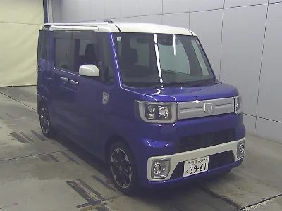 DAIHATSU WAKE