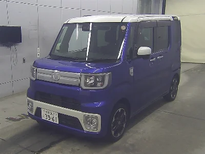 DAIHATSU WAKE