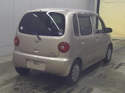 DAIHATSU MOVE LATTE