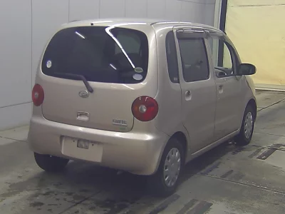 DAIHATSU MOVE LATTE