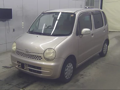 DAIHATSU MOVE LATTE