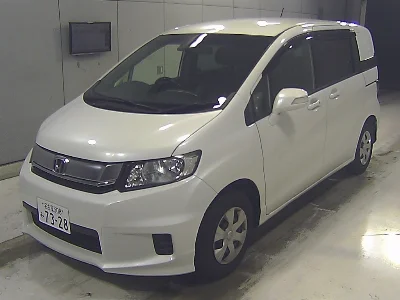 HONDA FREED SPIKE