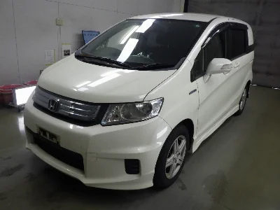HONDA FREED SPIKE