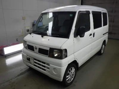 NISSAN CLIPPER VAN