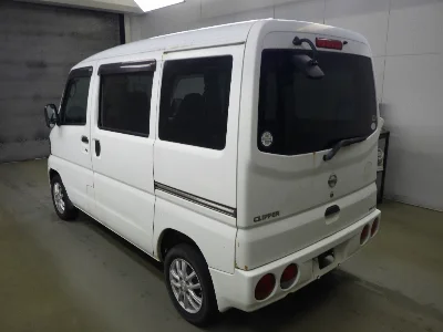 NISSAN CLIPPER VAN