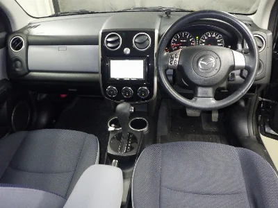 MAZDA VERISA