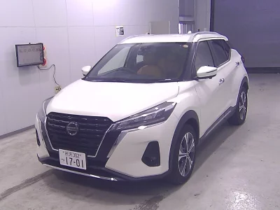 NISSAN KICKS