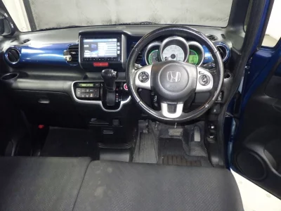 HONDA N BOX PLUS