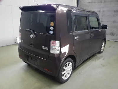 DAIHATSU MOVE CONTE