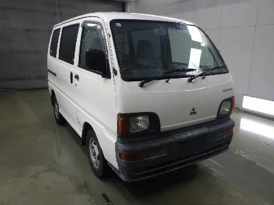 MITSUBISHI MINICAB BRAVO