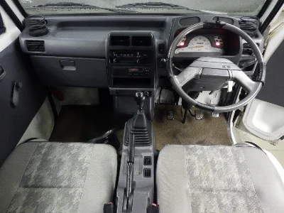 MITSUBISHI MINICAB BRAVO