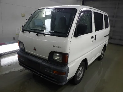MITSUBISHI MINICAB BRAVO
