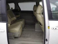 Цена авто Toyota Estima с аукционов Японии, номер кузова ACR55W, пробег 126 000, оценка 6