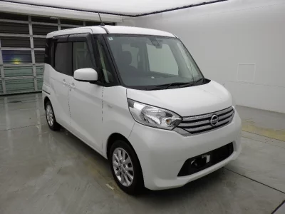 NISSAN DAYZ ROOX