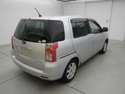 TOYOTA RAUM