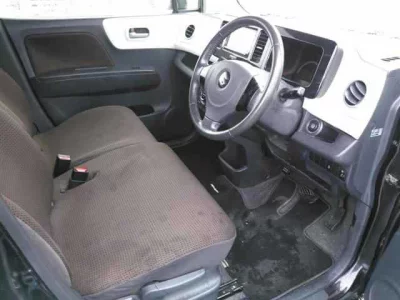 SUZUKI MRWAGON