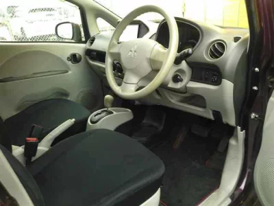 MITSUBISHI I