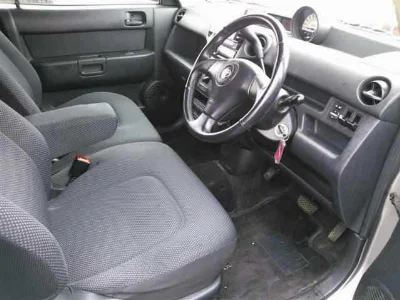 TOYOTA BB