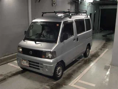 NISSAN CLIPPER VAN