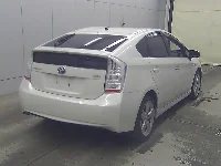 Цена авто Toyota Prius с аукционов Японии, номер кузова ZVW30, пробег 135 000, оценка 8