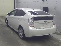 Цена авто Toyota Prius с аукционов Японии, номер кузова ZVW30, пробег 135 000, оценка 8