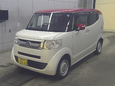 HONDA N BOX SLASH