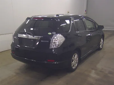 HONDA FIT SHUTTLE