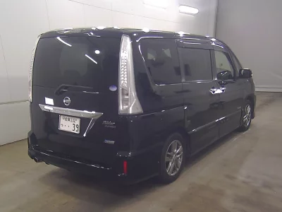 NISSAN SERENA
