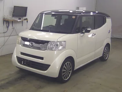 HONDA N BOX SLASH
