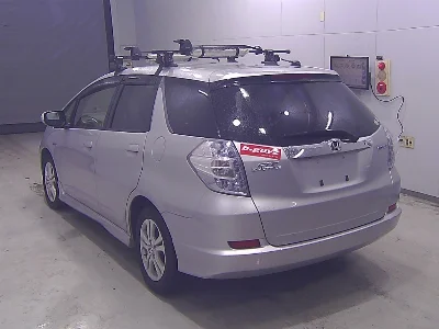 HONDA FIT SHUTTLE